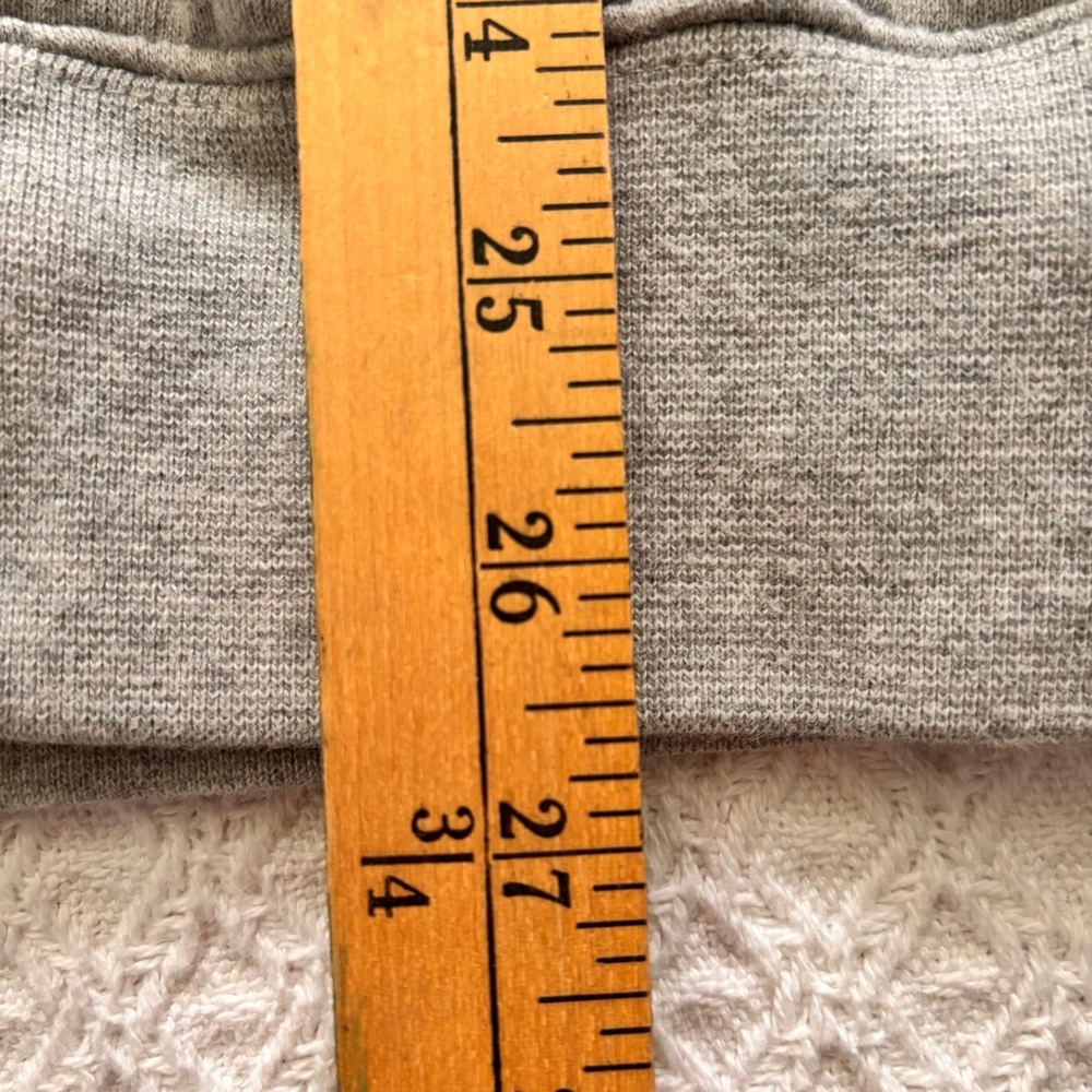 L. L. Bean Light Gray Zip Up Sweatshirt Kangaroo Pocket Cozy Fall Fireside - Picture 7 of 8